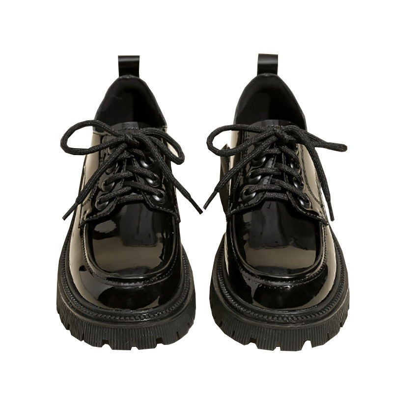 Chaussures en cuir noir tendance - Style classique et robuste