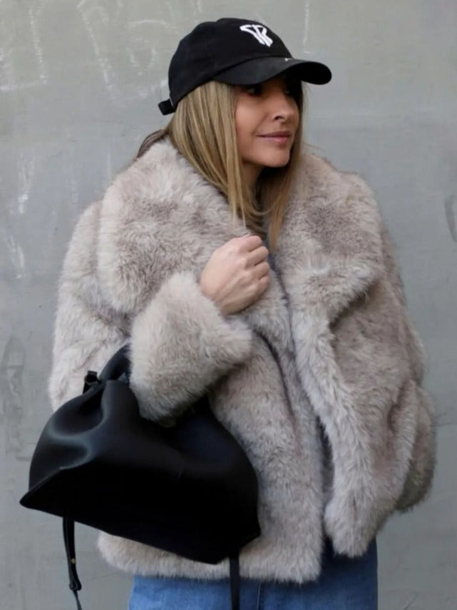 Manteau en fausse fourrure - Style chic