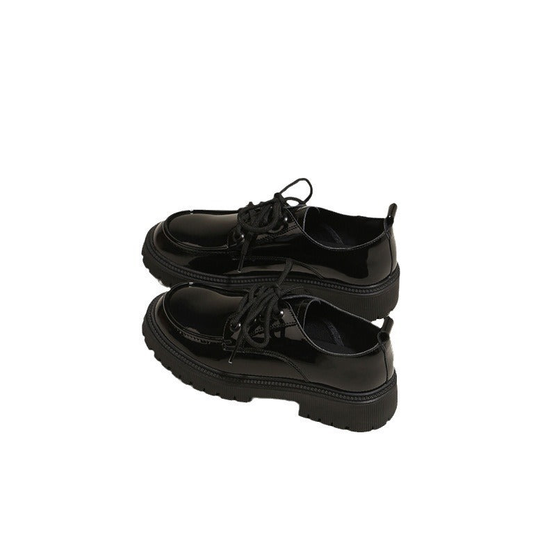 Chaussures en cuir noir tendance - Style classique et robuste