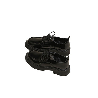 Chaussures en cuir noir tendance - Style classique et robuste