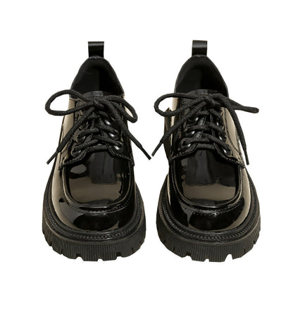 Chaussures en cuir noir tendance - Style classique et robuste