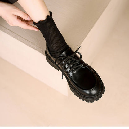 Chaussures en cuir noir tendance - Style classique et robuste